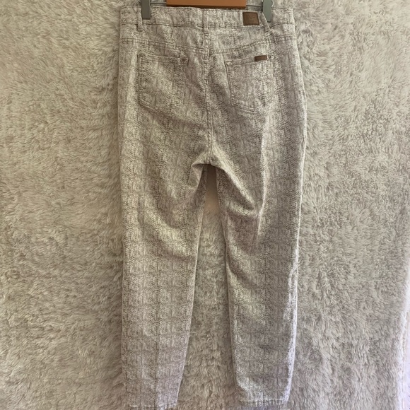 Versace 19•69 Italia Snake Skin Printed Cotton Pants. - Picture 8 of 9